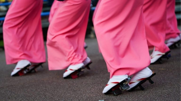 kagurazaka-awaodori-calf-beauty.jpg 神楽坂阿波踊りをきっかけに、ふくらはぎの巡りと睡眠・美容の関係を解説するHARIBIOの記事